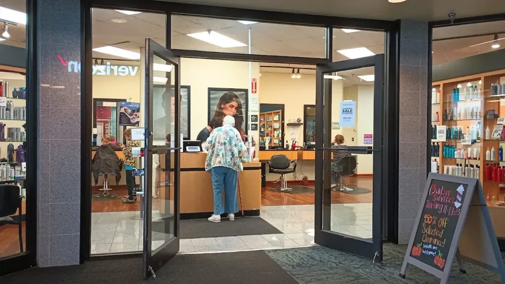 HOLIDAY HAIR — Hair salon in Bridgeport